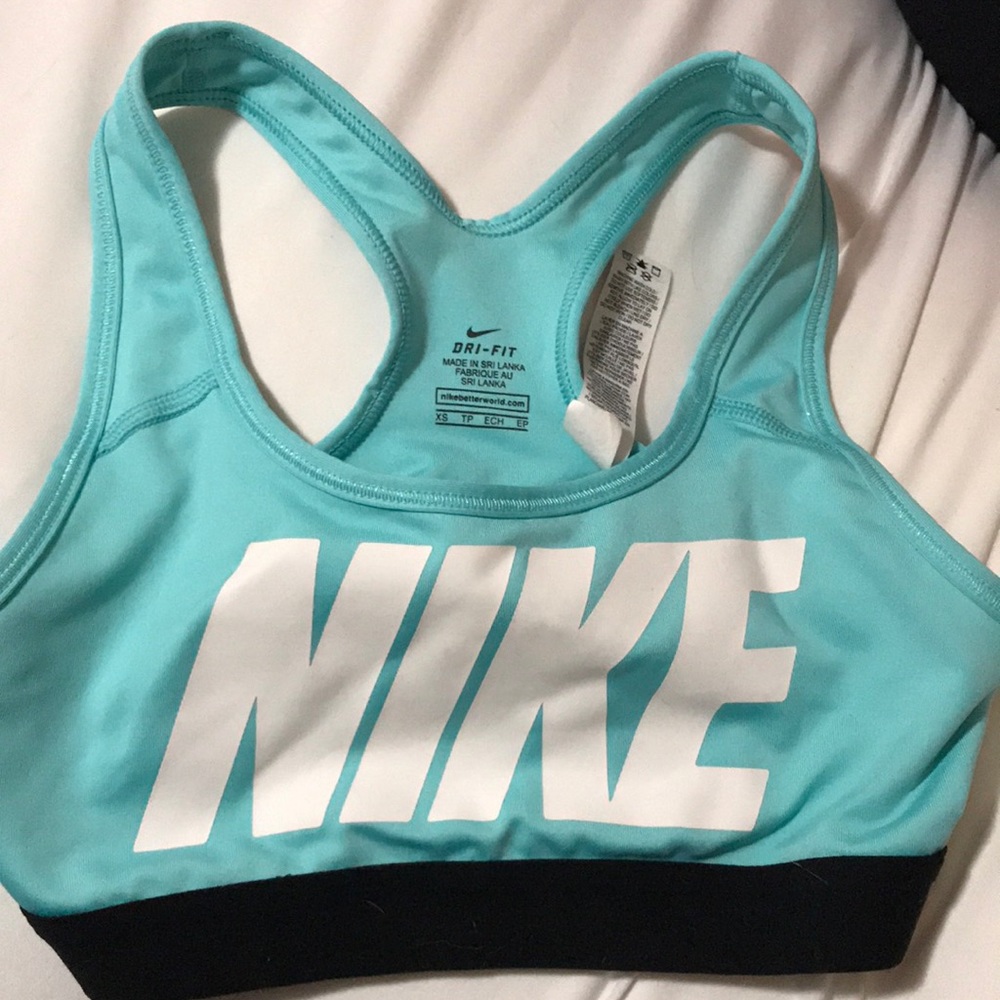 Nike Dri-Fit sport bra